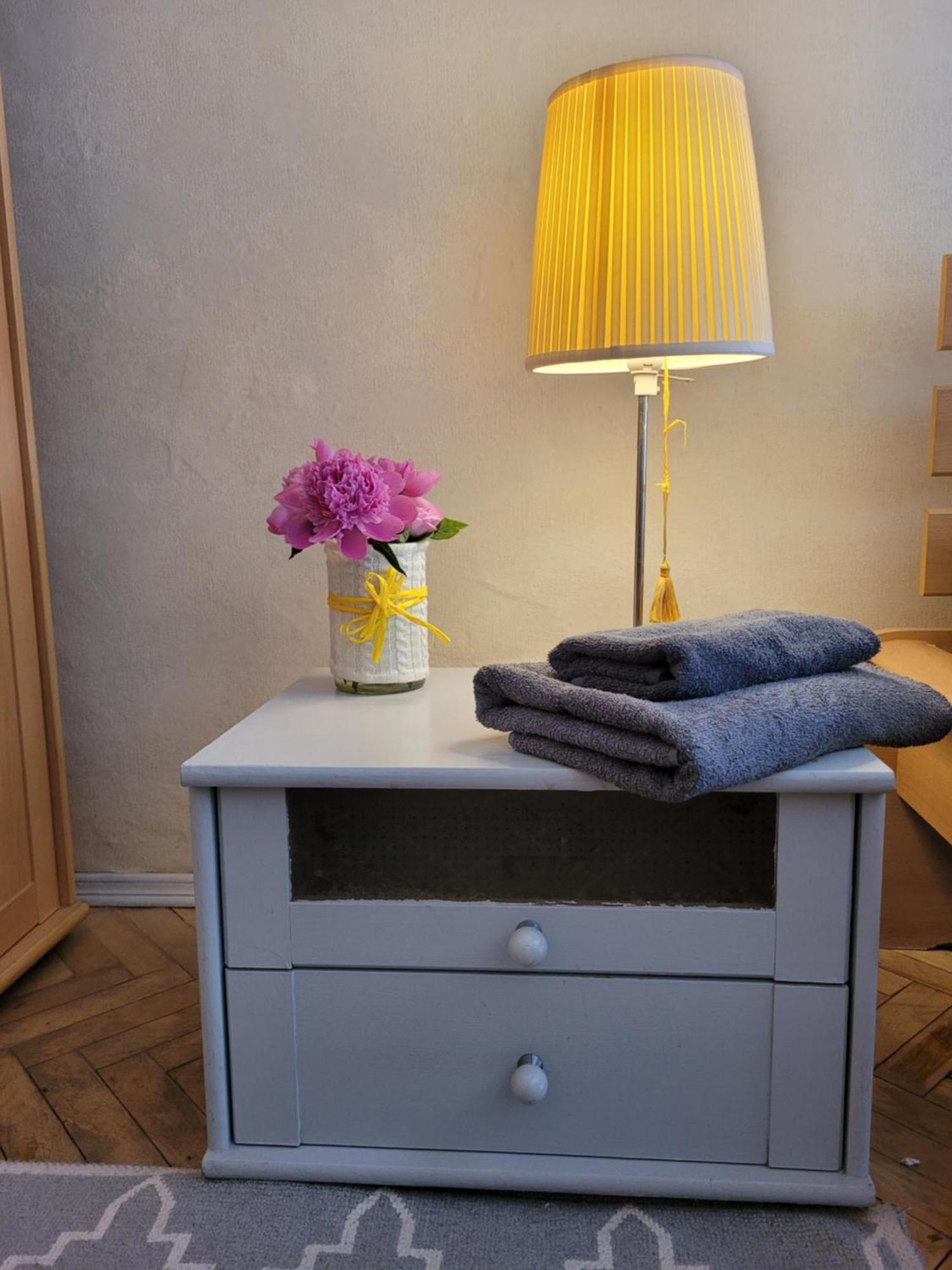 Sunflower Apartment Near Kiev Airport & Railway Station & Center City! Exteriér fotografie