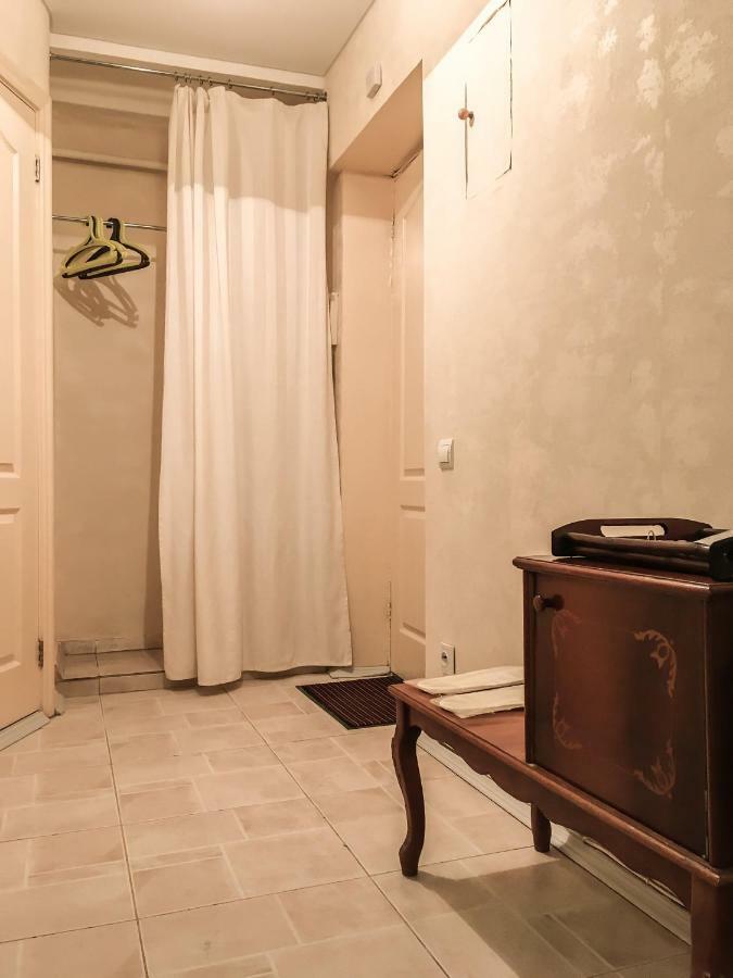 Sunflower Apartment Near Kiev Airport & Railway Station & Center City! Exteriér fotografie
